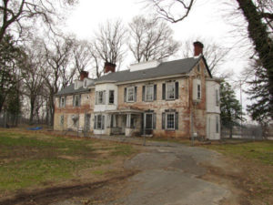 historic haunted mansion, paranormal, ghostly encounters, travel, haunted